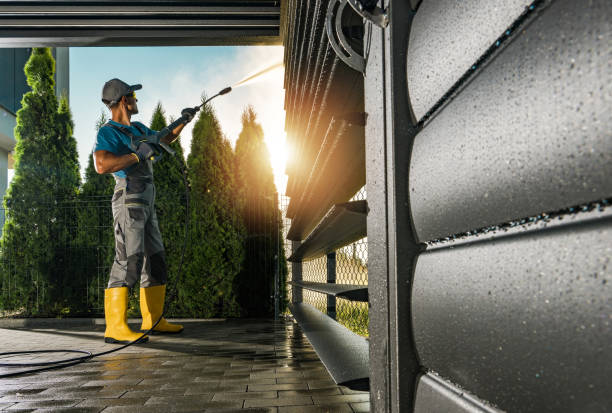 Best Deck Pressure Washing  in Sumas, WA